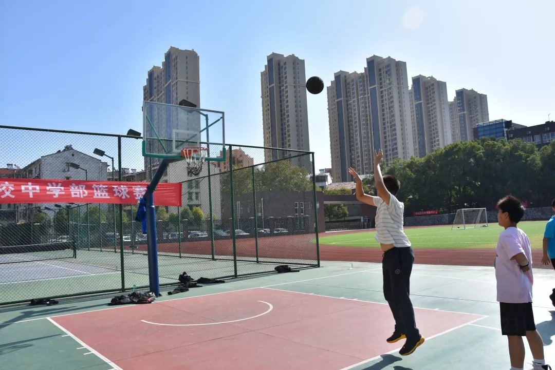 最美青春，见证成长 ---武汉大方学校初中部开放日圆满举行