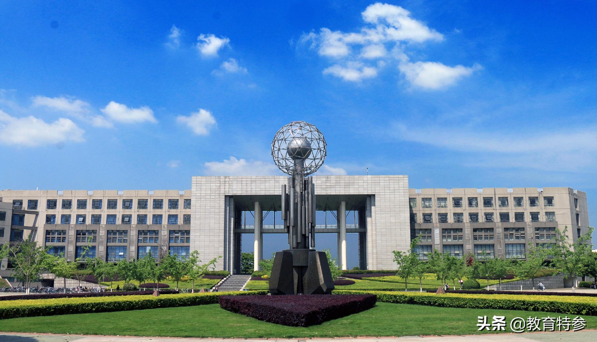 四川最值得报考的2所非211高校，录取分数不高，毕业生却很抢手