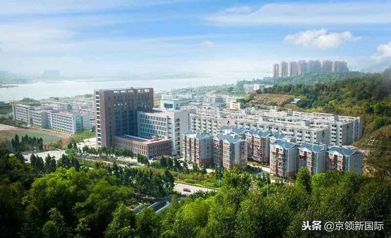 这所福建的高校，80年历史，环境赶超北大