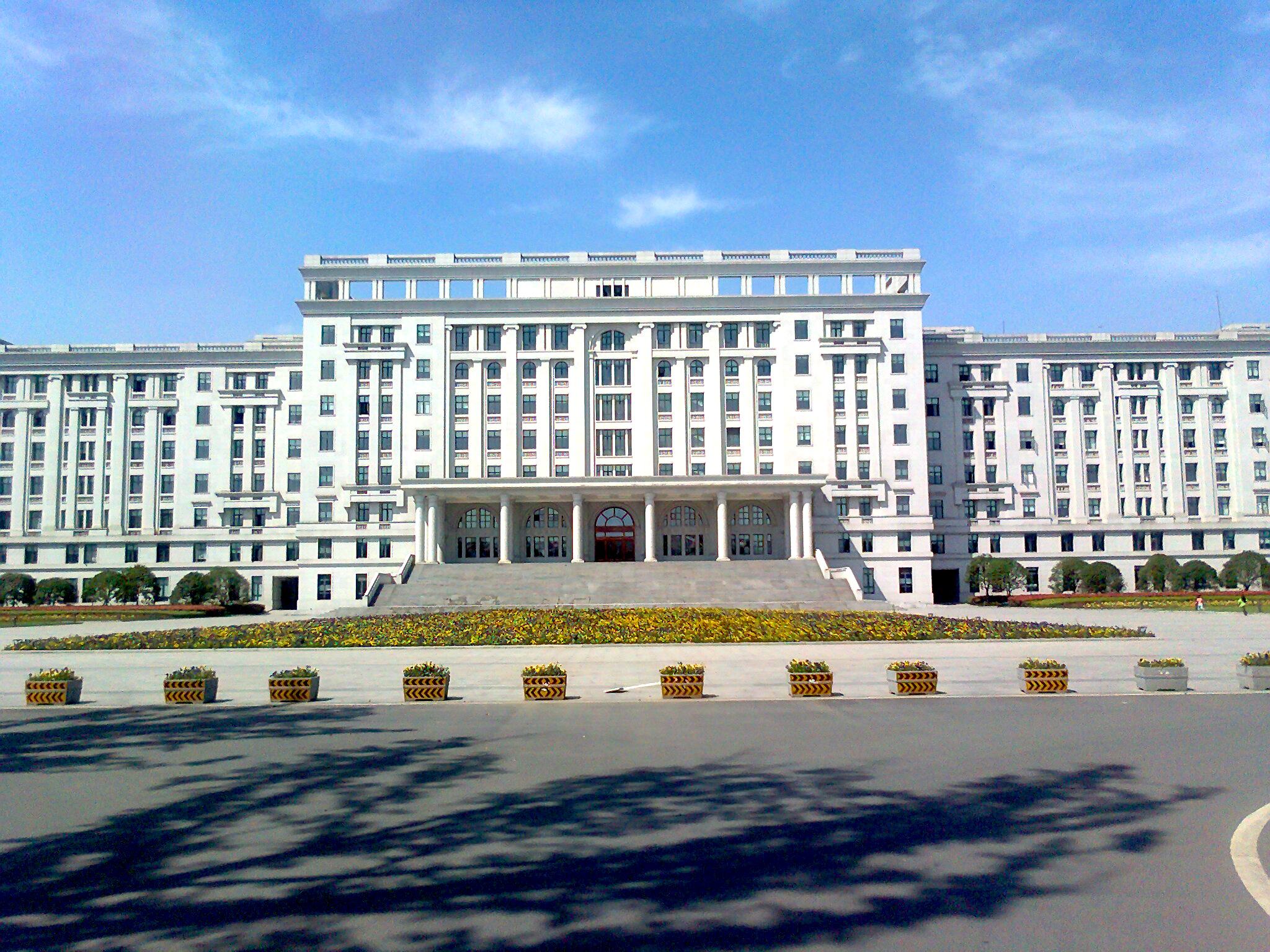 最受 IT百强企业青睐的3所大学你知道吗？