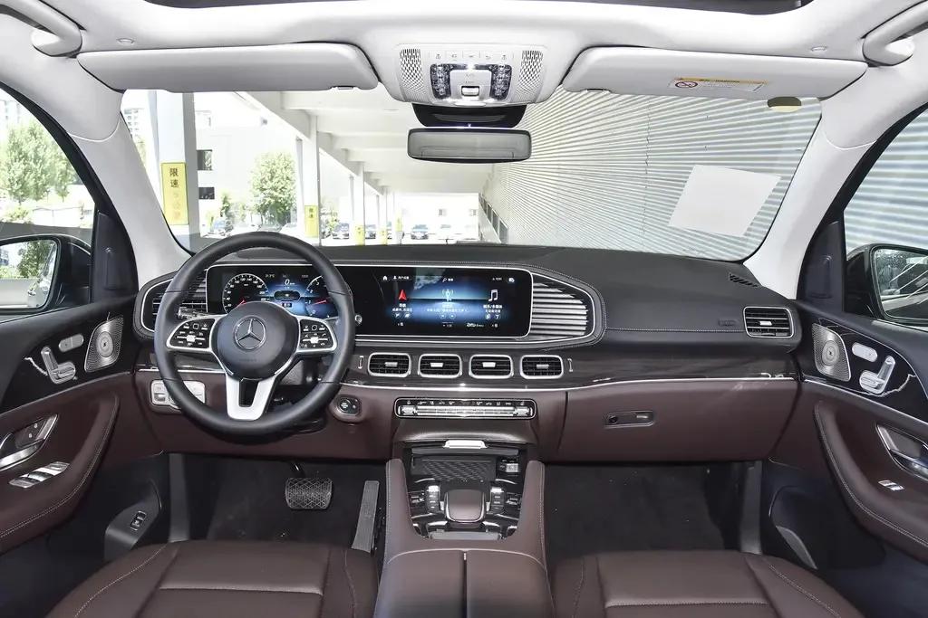 在售奔驰车型集合了，哪款让你心动，奔驰真的不坑穷人吗？