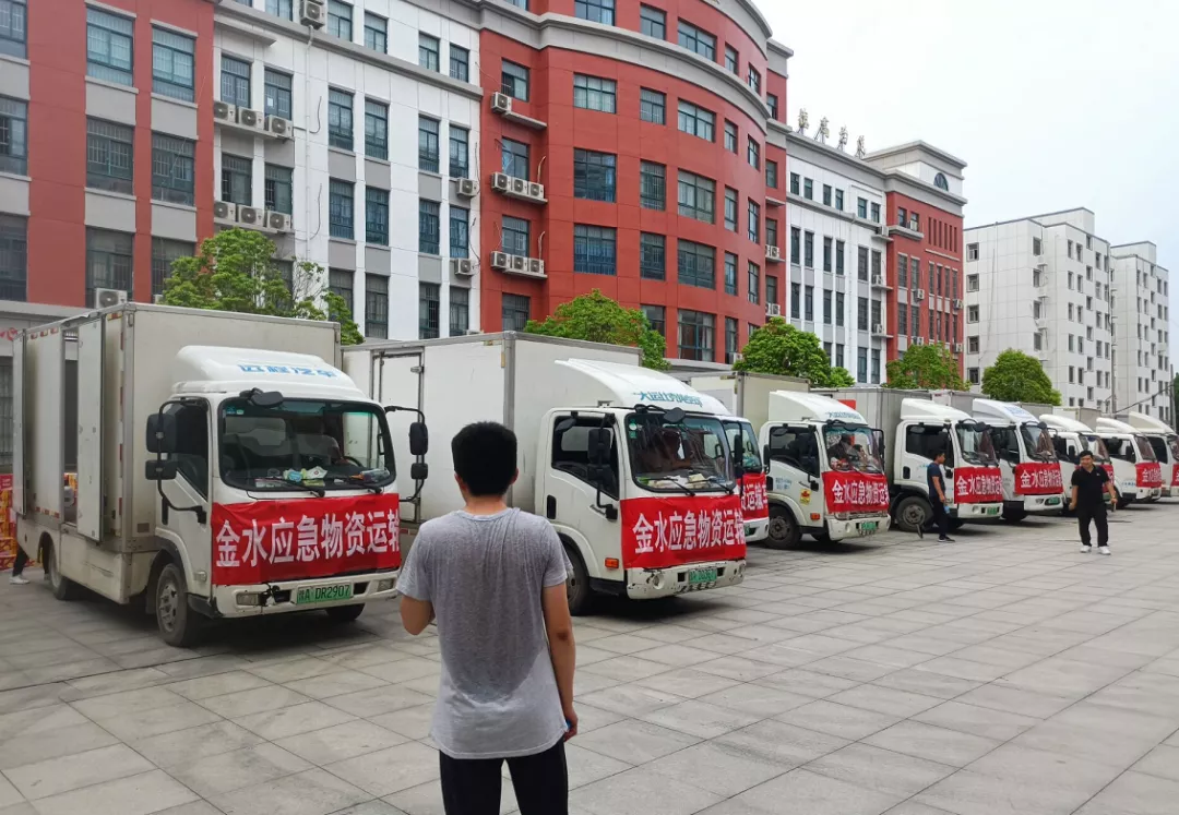 农大人的身影在前，我们“豫”难而上