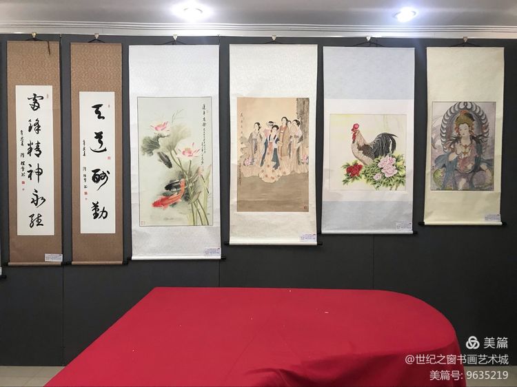 本市热点：抚顺第二届女子书画展拉开帷幕