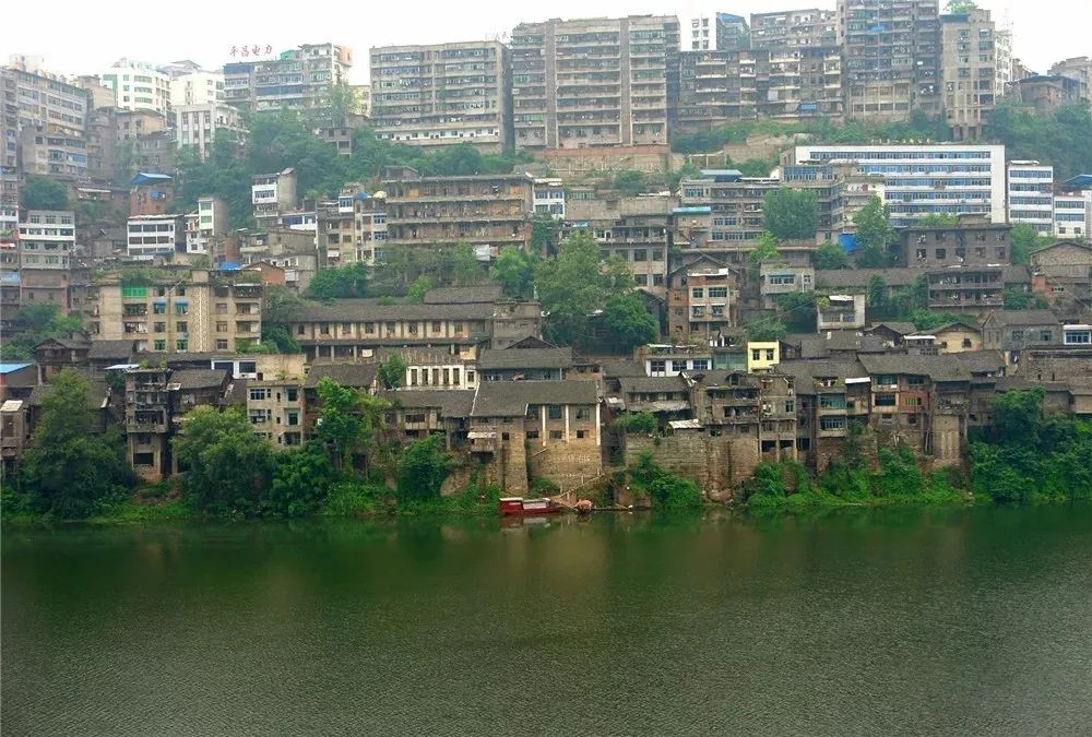 你好，我叫平昌，这是我的最新简历