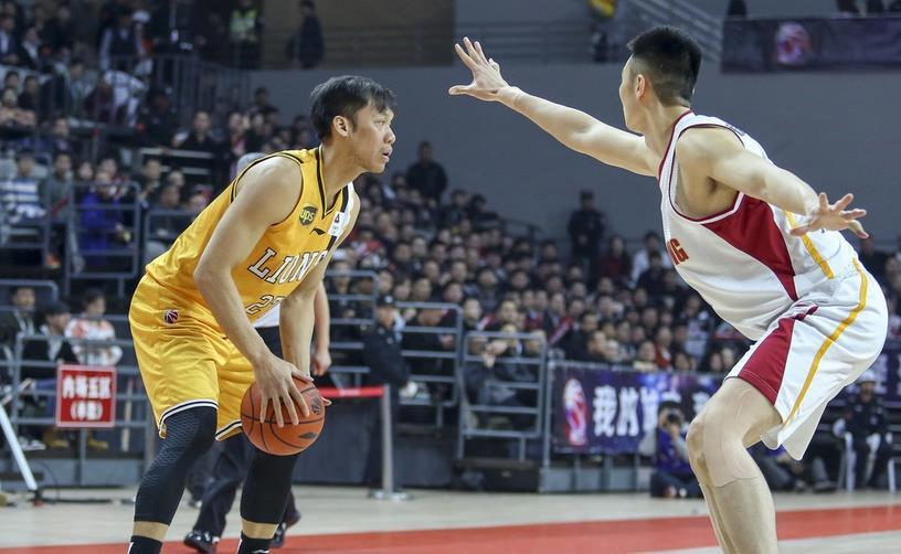 徐静雨nba季后赛直播回放(CBA季后赛广厦扳平比分：福特森末节连拿8分不愧为MVP！)