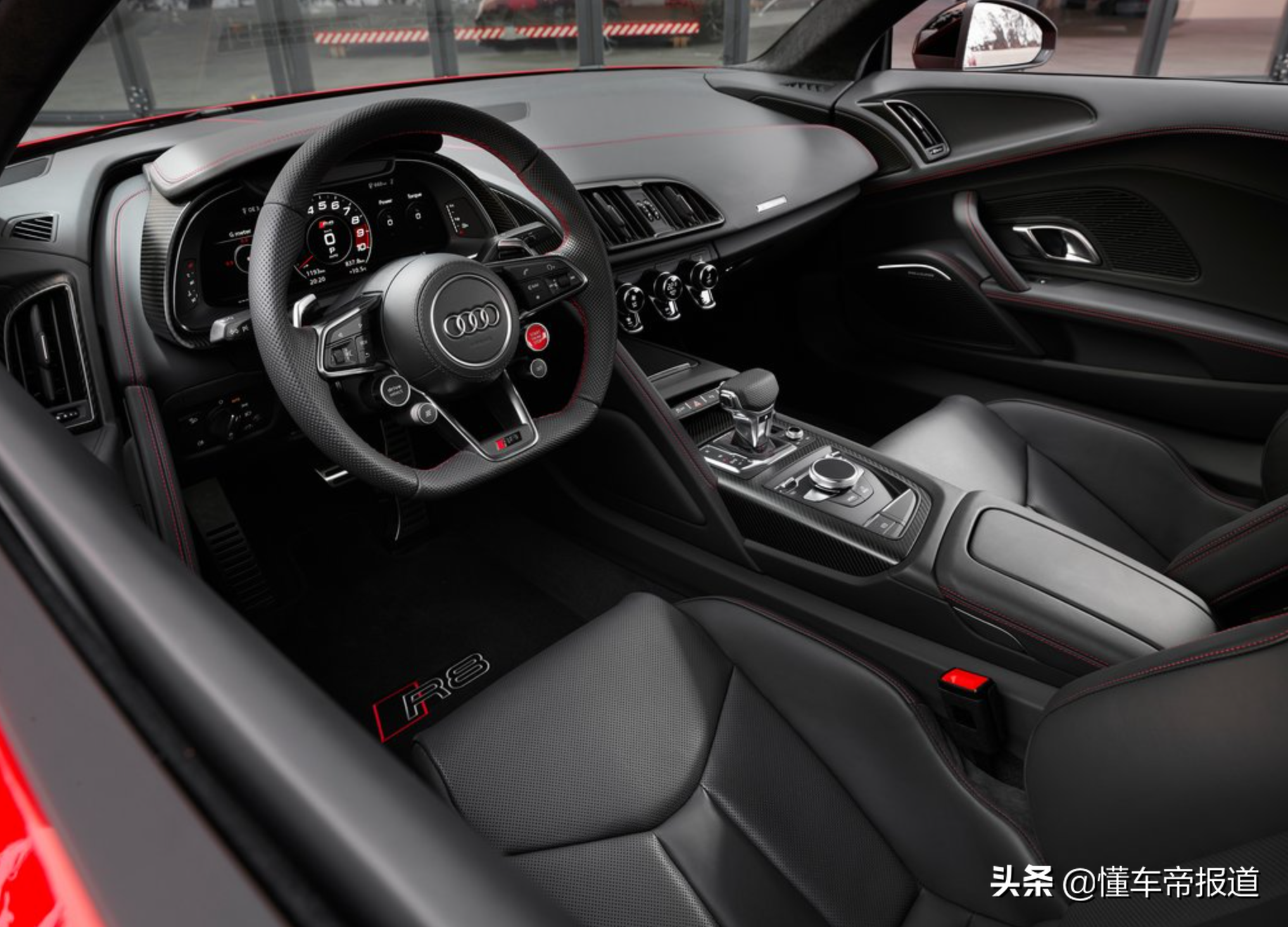 新车 | 约合人民币111万元，新款奥迪R8后驱版来了！3.7秒破百