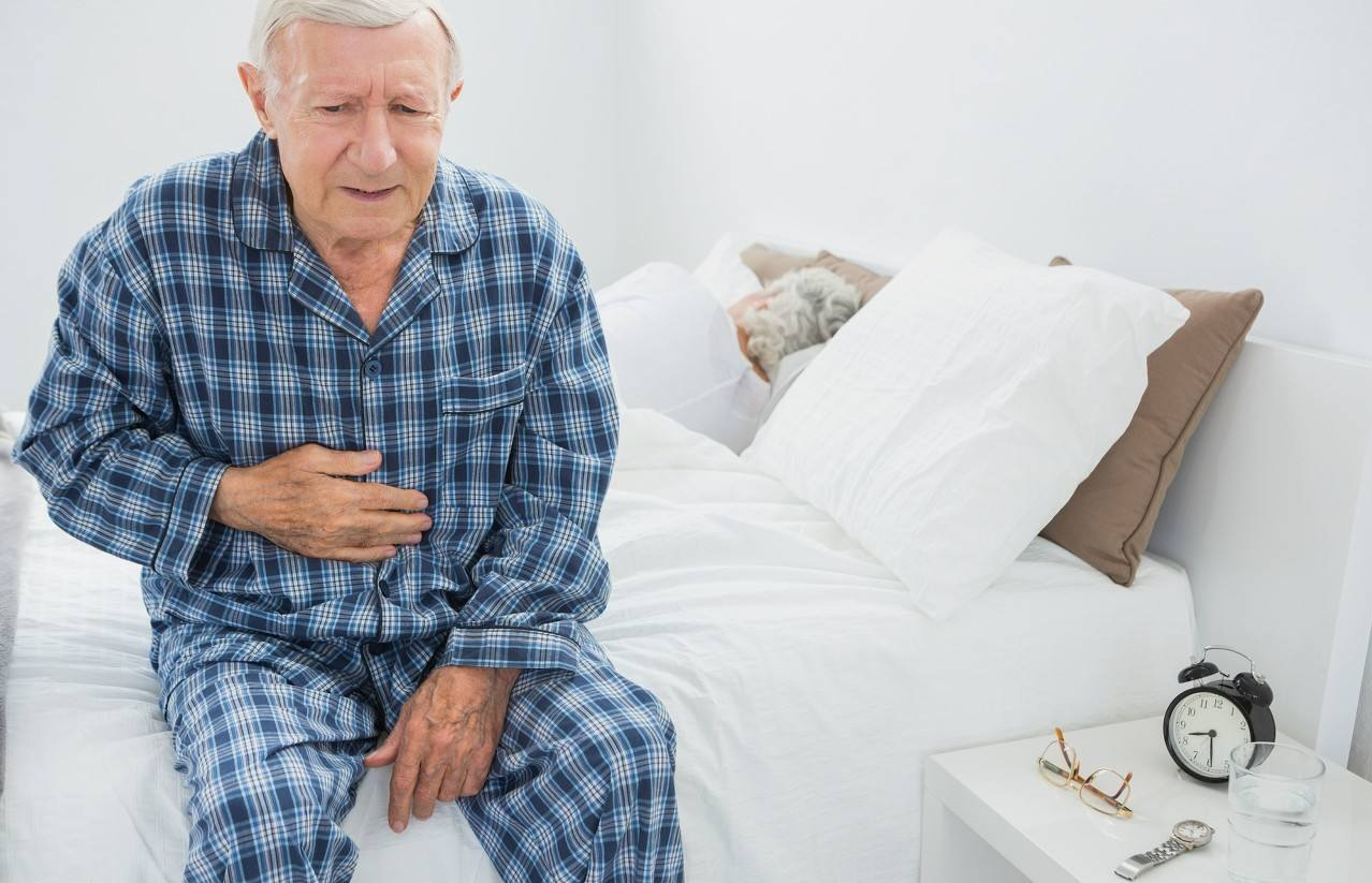 下腹痛，可能是哪些疾病的征兆？男女也有不同，5种情况尽快就医