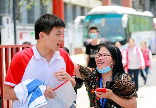 四川省高考录取分数线预测：文理本科线双双上升，有人欢喜有人忧