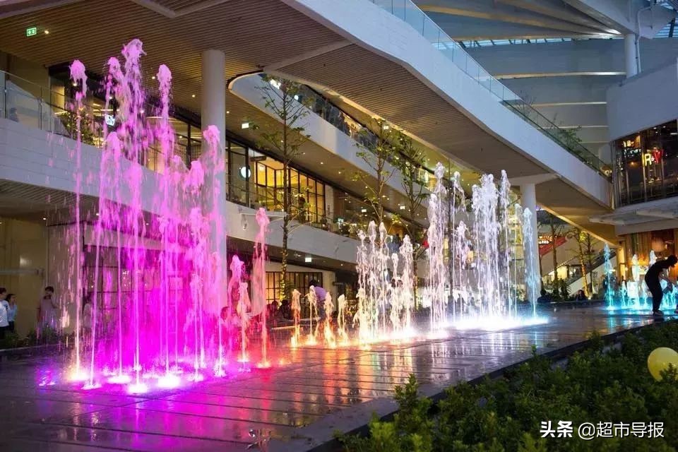 零售洞察｜如果不在公园旁，就把公园搬进购物中心