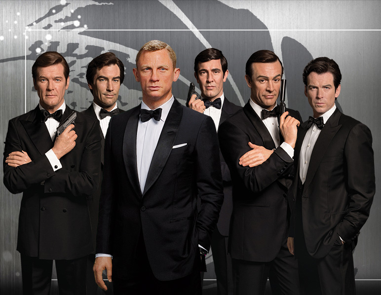 你退休了几乎007是不是在丹尼尔克里勒背后播放？