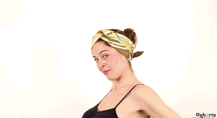 跟着爱马仕，3分钟学会一条丝巾的八种系法