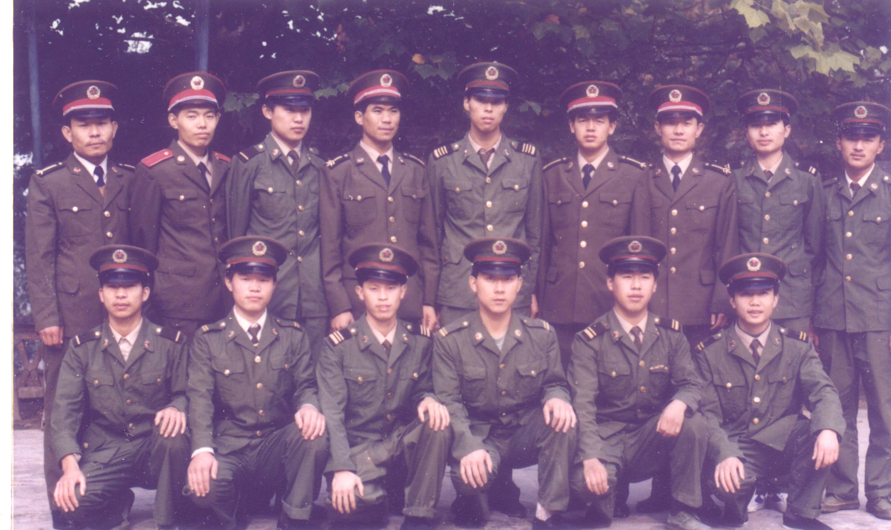 志愿兵待遇,10年以上志愿兵待遇