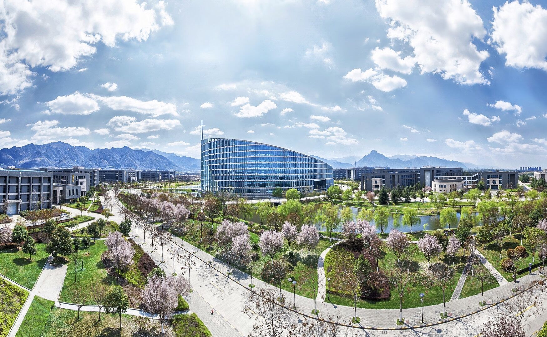 本科一批正式录取，这所985高校“爆冷”，投档线为561分