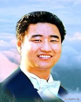 因病入院无力偿还，昔日爱心人物丛飞陷入两难境地。