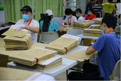 高考成绩公布后，为何试卷和答题卡不发给考生？这次终于知道了