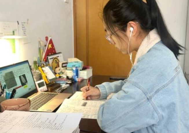 “真后悔当初高三陪读”，一位农村母亲自述，说出多少寒门的无奈