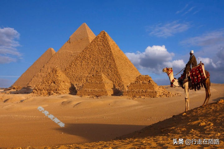 埃及开罗：产能低、人口多、小偷泛滥，军方出资4000亿迁都