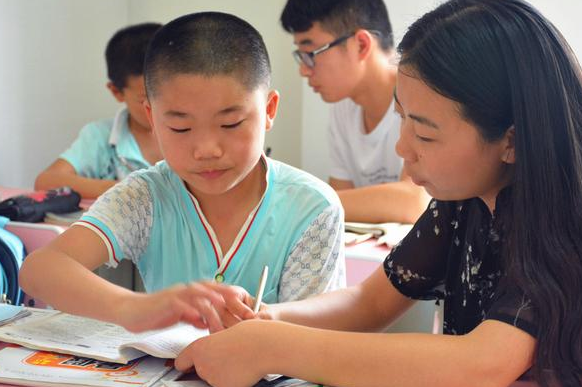 双减过后，教育部又下发“新通知”，这是又允许在职教师补课了？