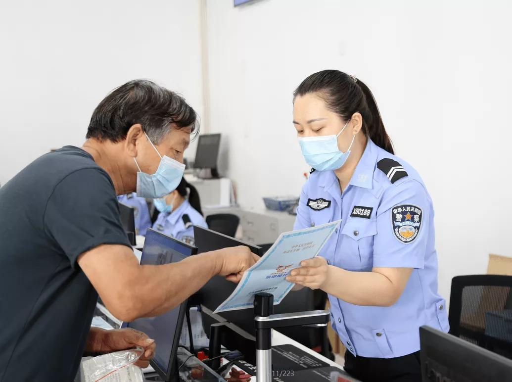 电动三四轮上路了，需要驾照，老年人咋考驾照？这些方法对你有用