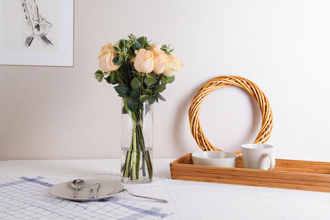 有遠見的人：存錢，不合群，愛讀書