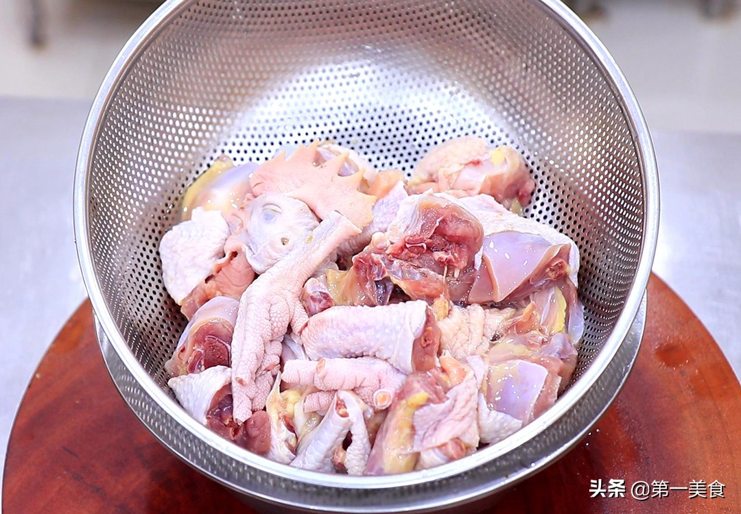 大盤(pán)雞的做法,大盤(pán)雞的做法 家常 步驟