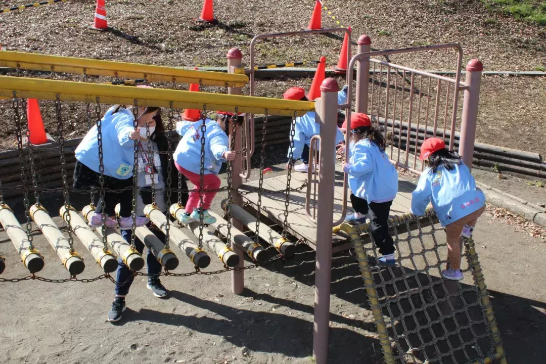 看了日本幼儿园的安全教育，才发现我们已经输在起跑线上