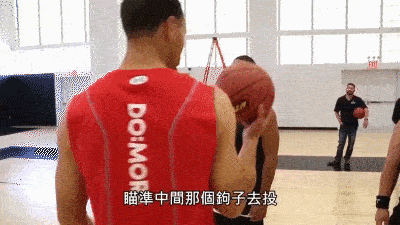 投篮姿势教学，怎样投篮才可以射得更准？