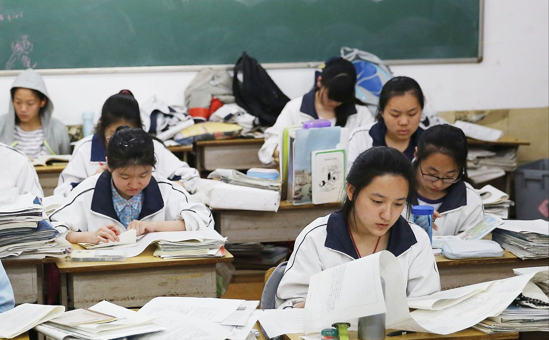 高考临近，高三学生考试成绩排名严重下滑，该怎么办？附4点建议