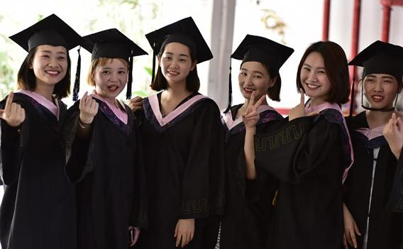 大一新生注意了，大学“不挂科”已不是最低标准，绩点低才更可怕