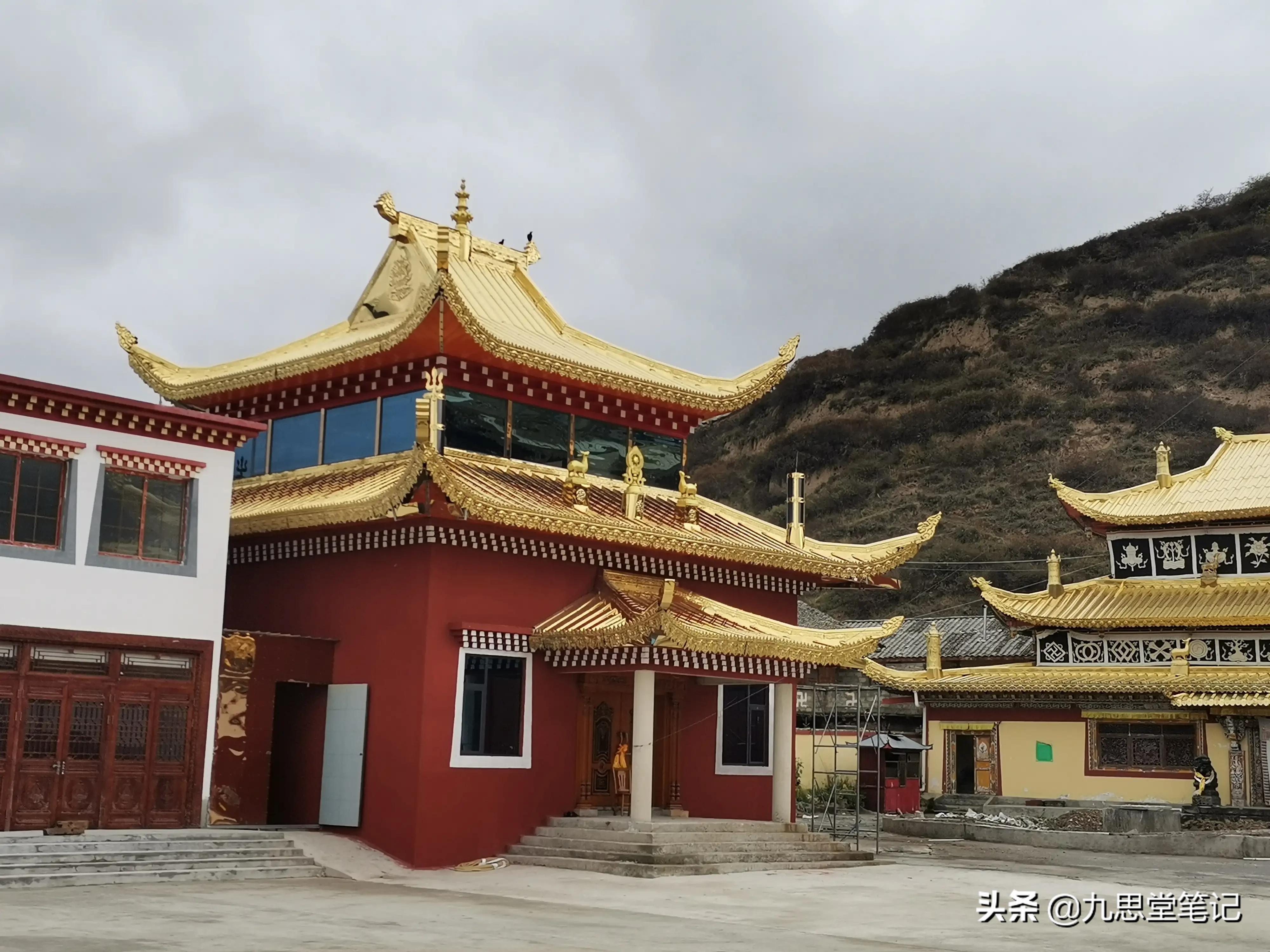 无边风景在路上；十月中下旬川西小环线，拍摄的唯美照片精选合集