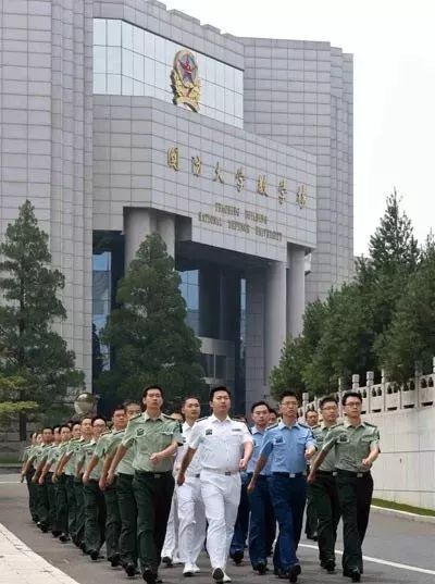 蚌埠汽车士官学校：培养军队专业技术人才的摇篮