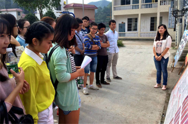 大学生想考“铁饭碗”注意了：基层公务员或涨工资，还多两种补贴