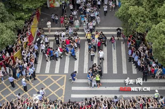 你是哪年高考的？珍贵老照片曝光！（收藏）