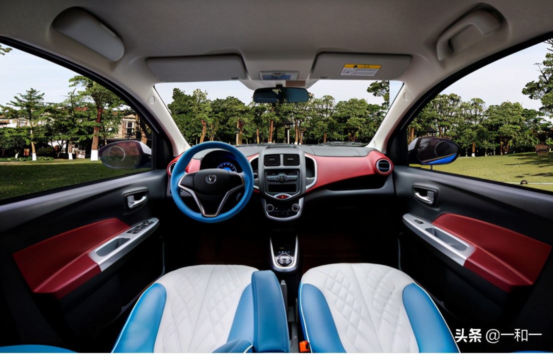 3万块只能买宏光MINI EV？长安入局 低端电动车时代来临