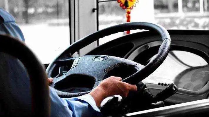 道路运输驾驶员应急驾驶操作指南（试行）