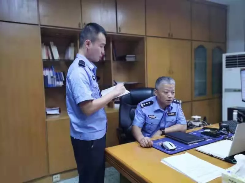 警营师徒情丨亦师亦友，从警路上风雨同行