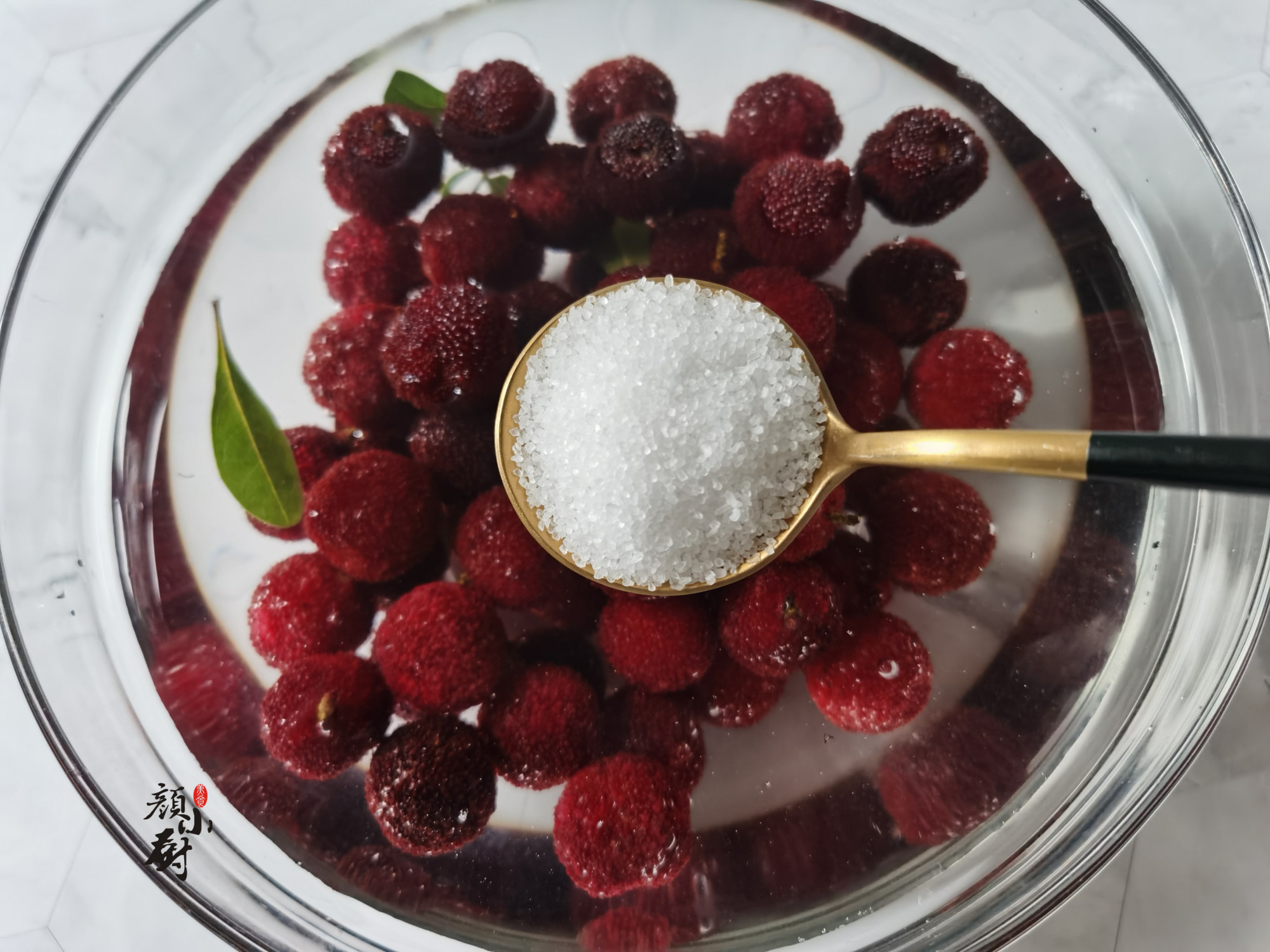 杨梅污渍怎么洗干净 -生活知识库-动动脑