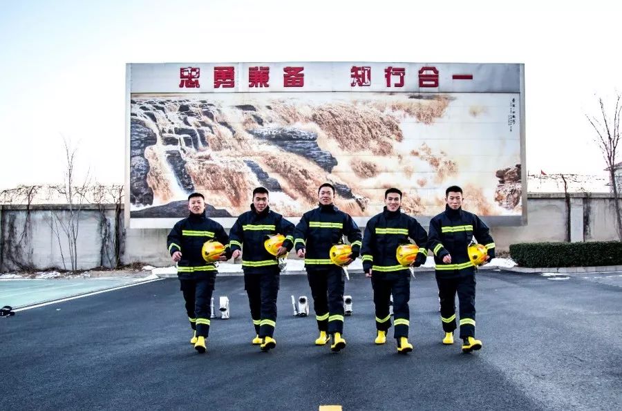 中国消防救援学院招生简章来了！免交学费！还发放津贴、生活费和被装！内附报考条件，咨询电话！