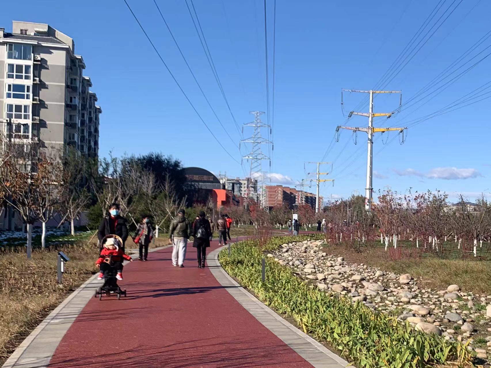 打造家门口的公园！海淀阜石路景观廊道年底完工