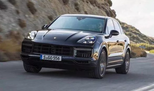 保时捷哪有裸车！花多少钱才能提走卡宴？选配详解今天它来了