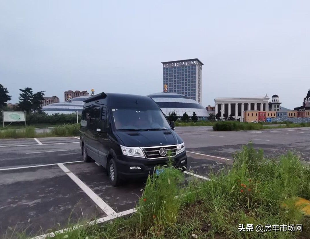 2.8T原厂欧睿房车动力猛如虎！油耗很低适合常年跑，老司机：靠谱