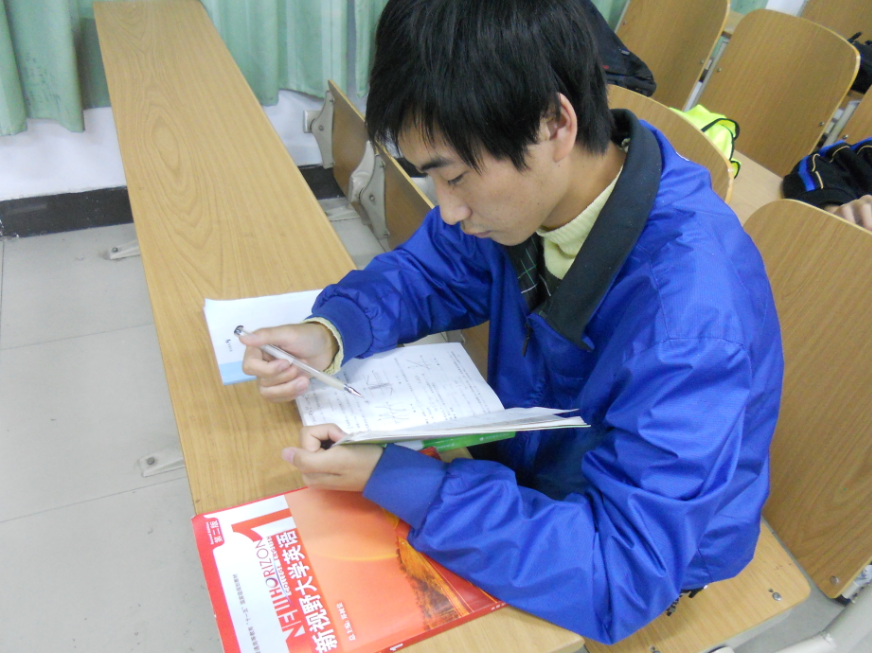 大一挂科和大三挂科有哪些区别？学生别大意，都会有影响