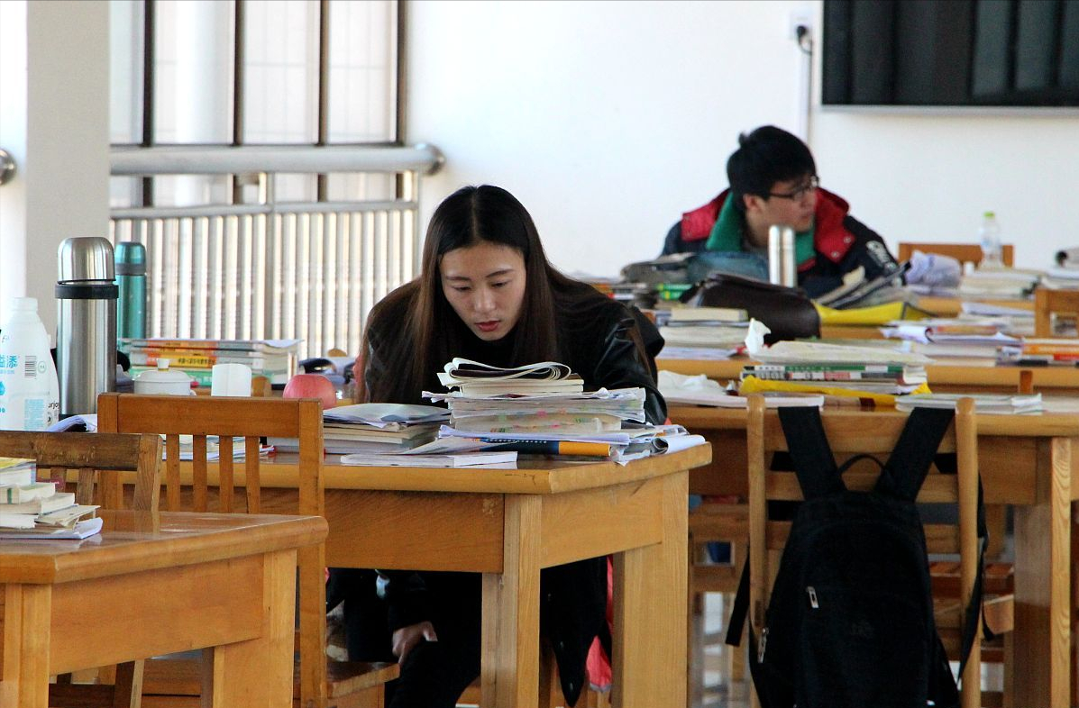 上大学新生需注意什么？记住3点打好人际交往牌，让你不再走弯路