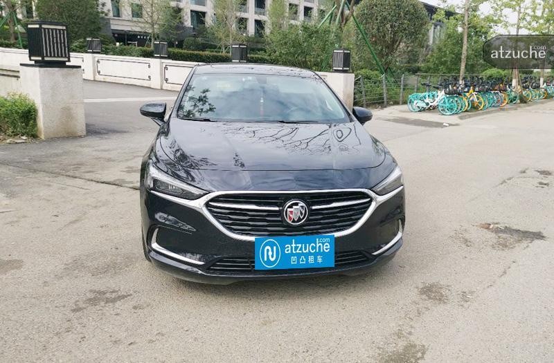 「成都车主须知」仪表盘上出现小扳手具有什么意思？