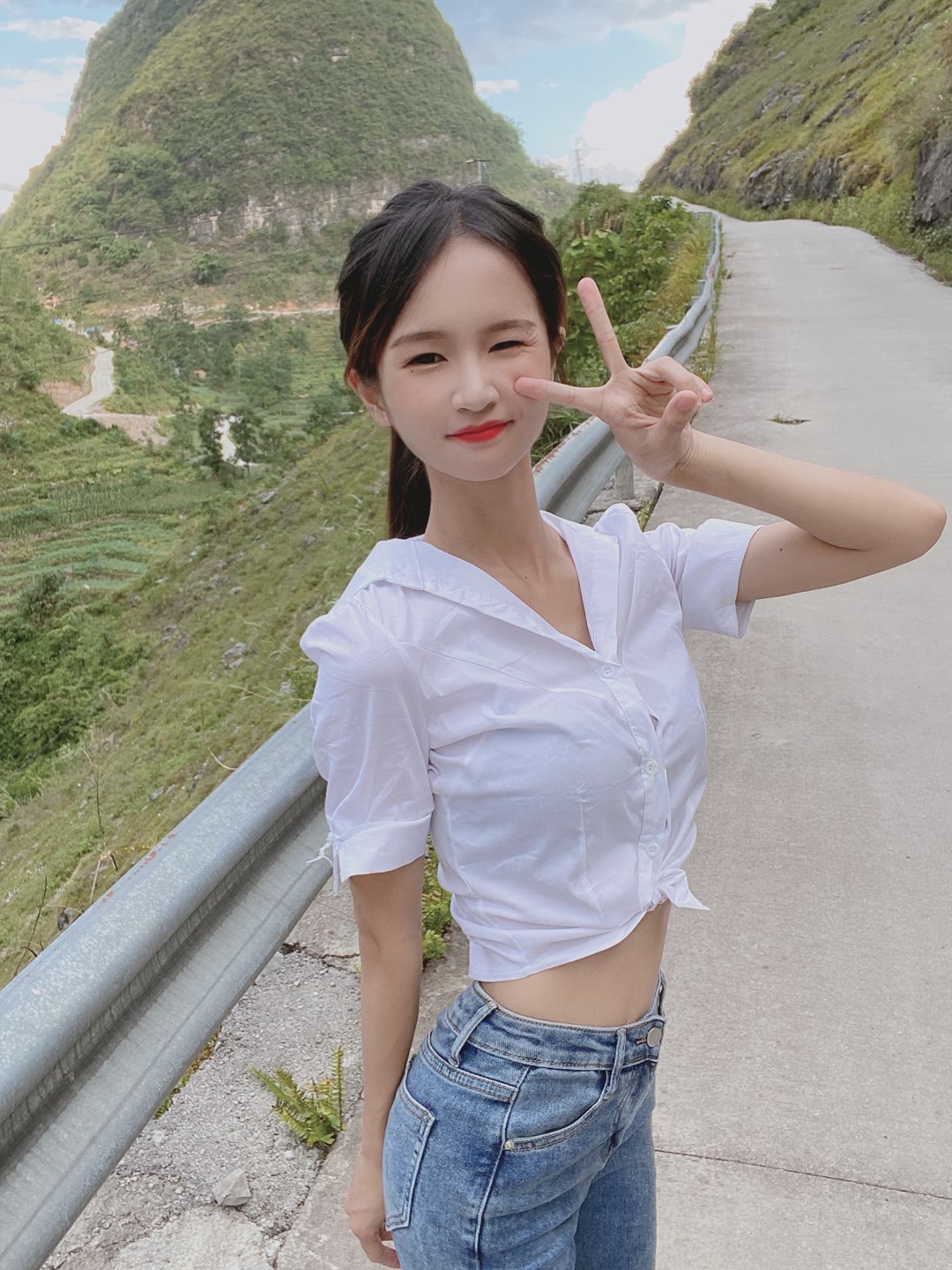 æ¸çº¯å¯ç±çå°ç¾å¥³ï¼å¤ªè®©äººåæ¬¢äº