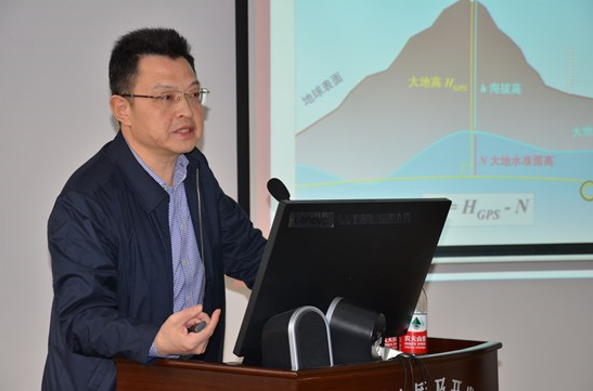 火了！中国工程院、中国科学院、挪威科学院院士纷纷到访这所高校