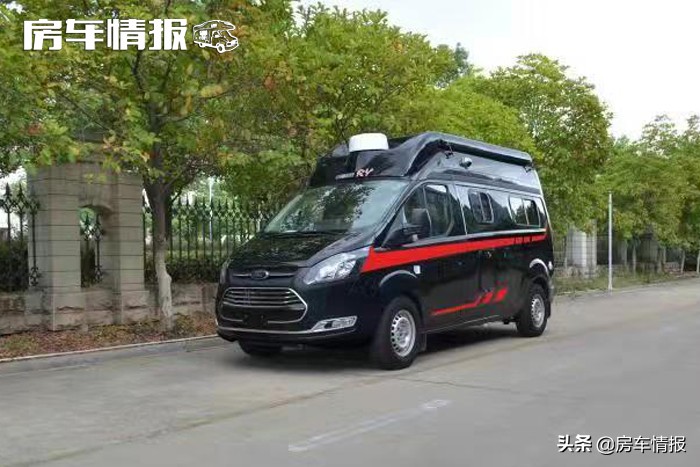 5座6座任选，这款福新全顺房车带loft，售价30多万还是自动挡！
