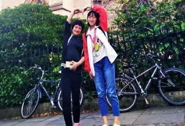 高考语文146分的卷面长啥样？字迹如“印刷体”，有点舍不得扣分