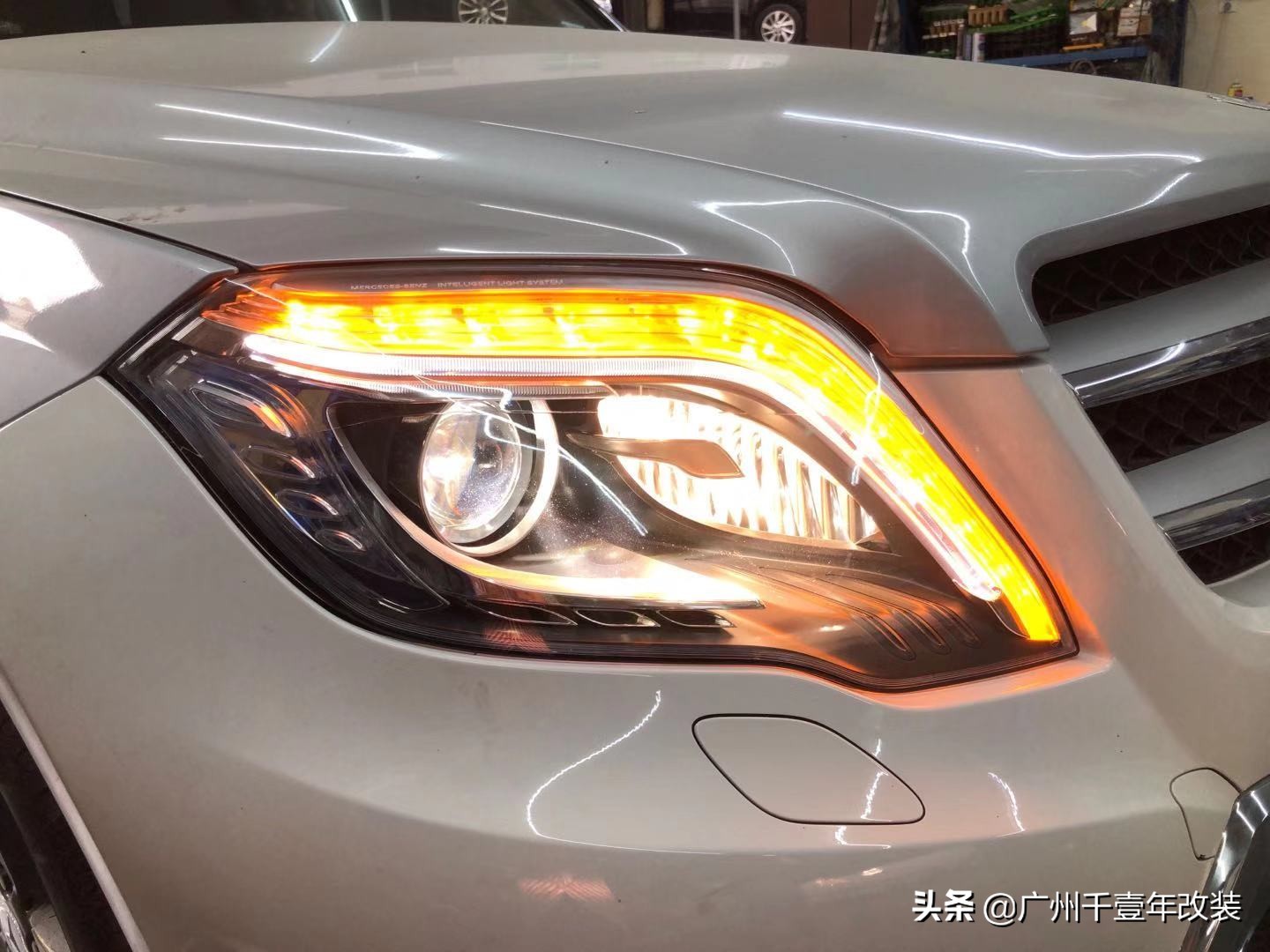 梅赛德斯·奔驰GLK300 改灯