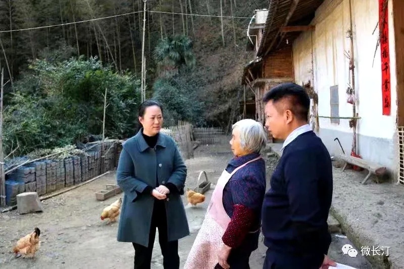 长汀文明家庭先进事迹展(1)丨张开富、邱建平家庭:携手互助共进 共同担当奉献…